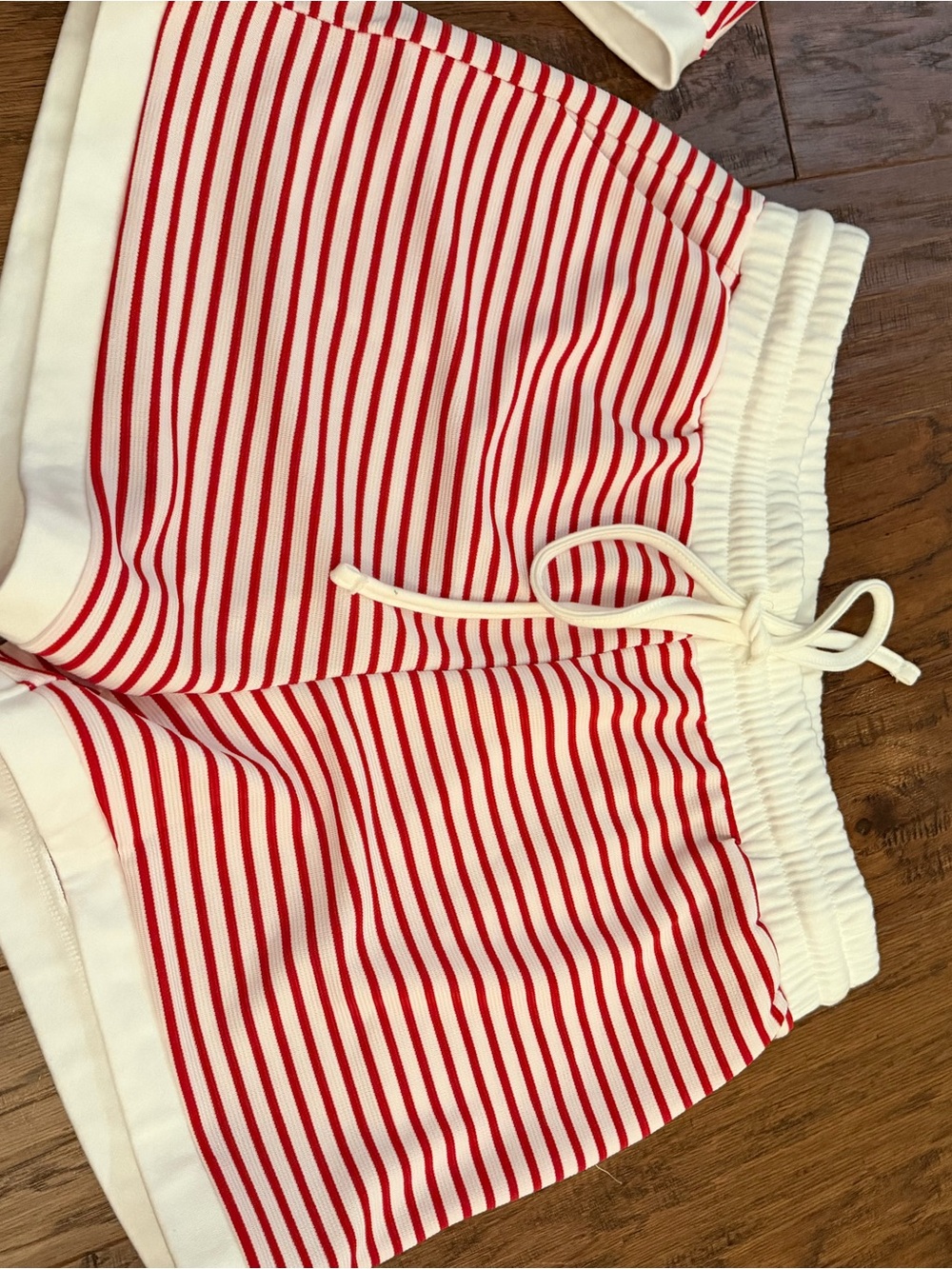 NWT! Red & White Striped Set - Soft Short Sleeve Top & Shorts - Picture 3 of 3